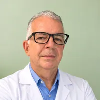 Dr. Fernando Faria Bernils